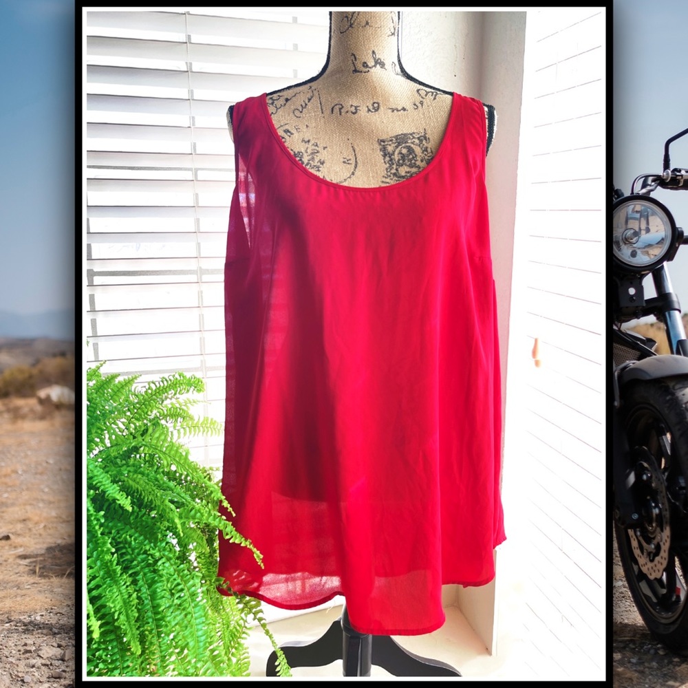 🛍️CLEARANCE🛍️ TORRID Red Swing Tank #T738268Z - Picture 2 of 6